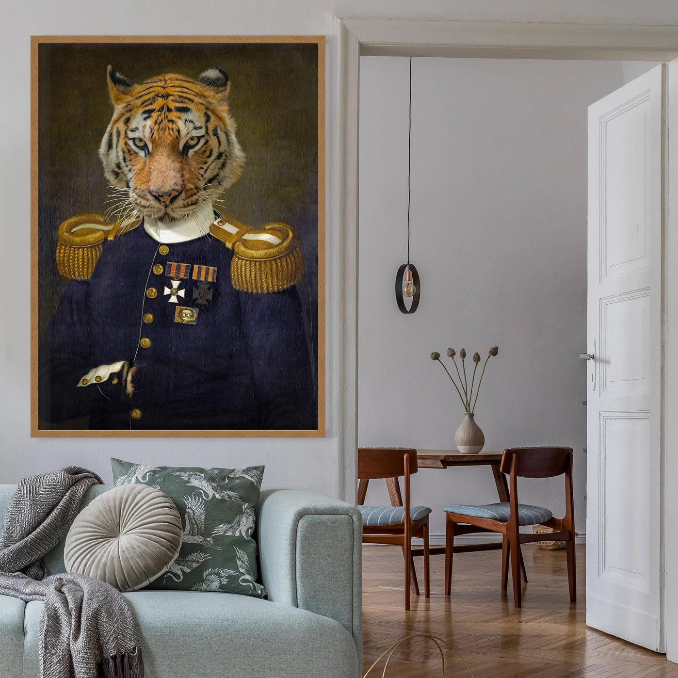 Lieutenant Tiger - INSIDE HOUSE