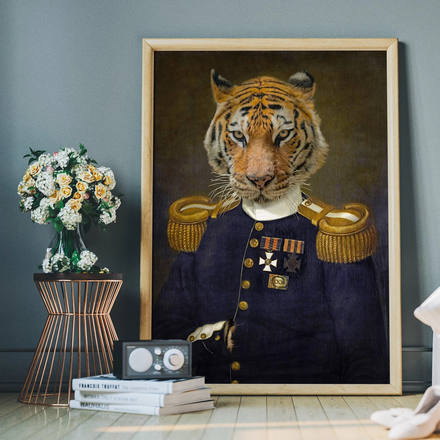 Lieutenant Tiger - INSIDE HOUSE